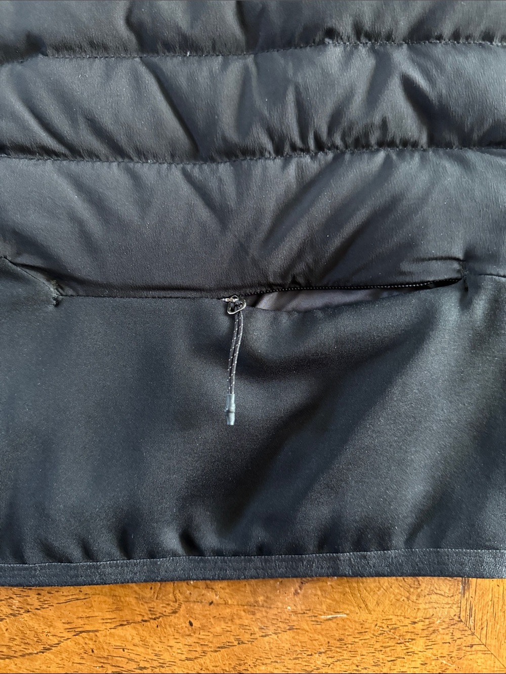 Lululemon Mens medium Down For It All Puffer Vest Black Primaloft - Picture 5 of 7